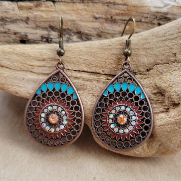 Earth Art hand crafted artisan Jewelry - Rustic Bohemian Charm Earrings